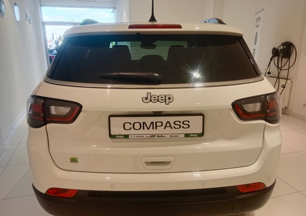 Jeep Compass cena 165292 przebieg: 5, rok produkcji 2023 z Wrocław małe 106